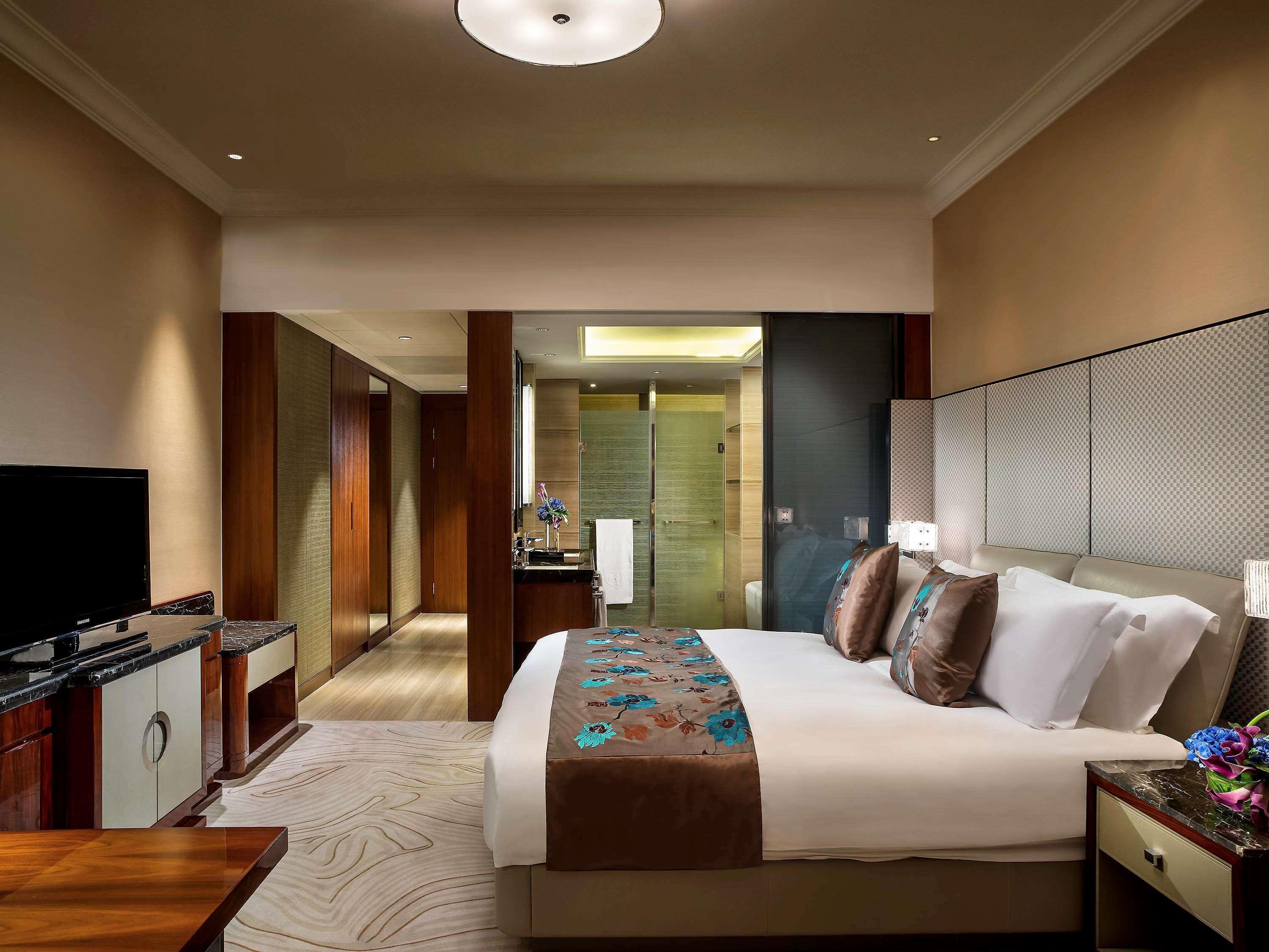 Sofitel Hangzhou Westlake - Few Steps To West Lake, With Panoramic Lake View Terrace Dış mekan fotoğraf