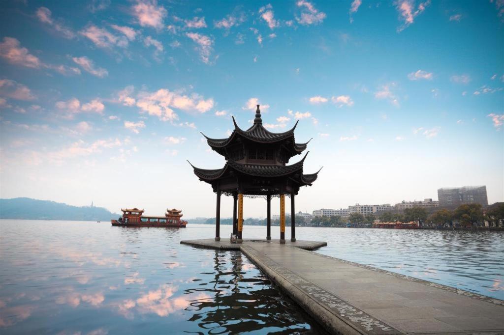 Sofitel Hangzhou Westlake - Few Steps To West Lake, With Panoramic Lake View Terrace Dış mekan fotoğraf