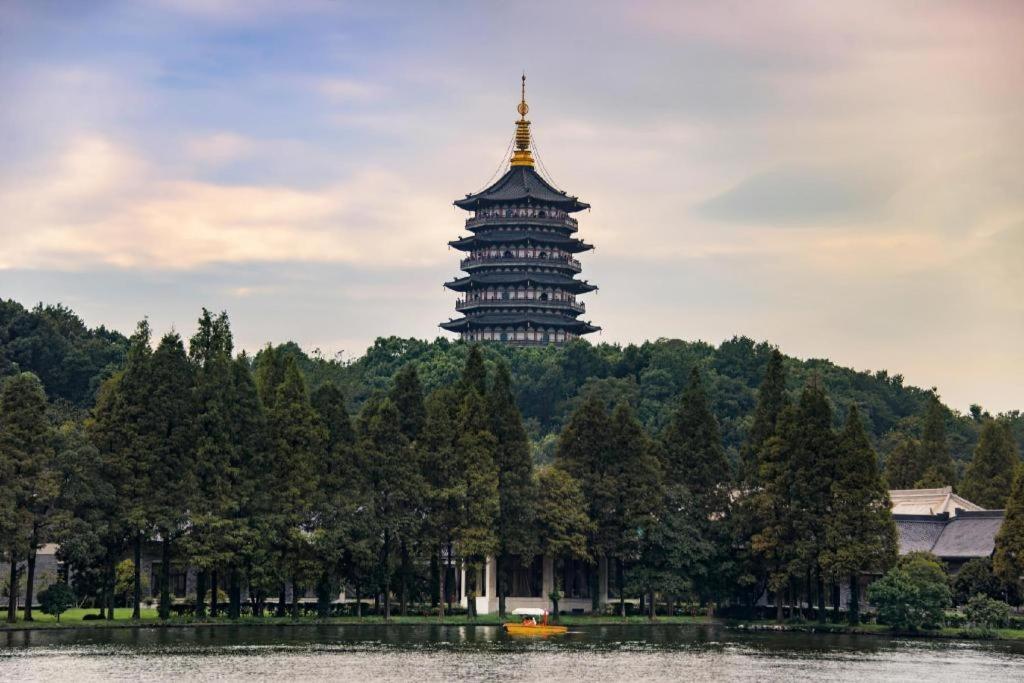 Sofitel Hangzhou Westlake - Few Steps To West Lake, With Panoramic Lake View Terrace Dış mekan fotoğraf