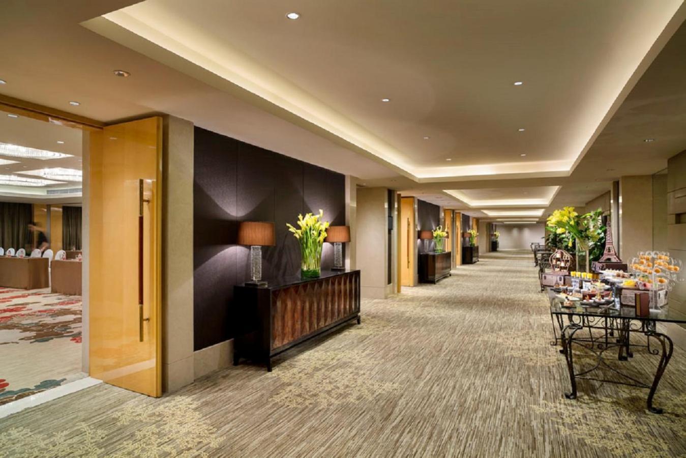 Sofitel Hangzhou Westlake - Few Steps To West Lake, With Panoramic Lake View Terrace Dış mekan fotoğraf