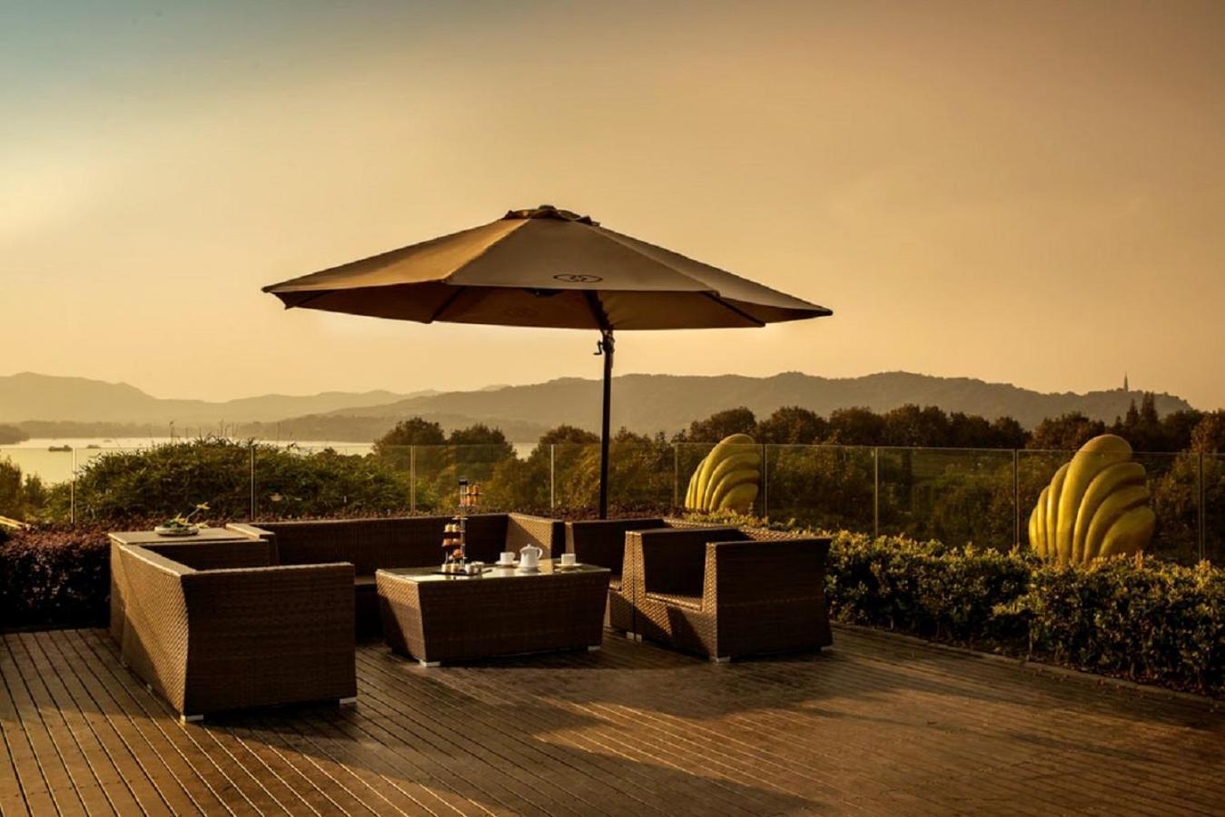 Sofitel Hangzhou Westlake - Few Steps To West Lake, With Panoramic Lake View Terrace Dış mekan fotoğraf