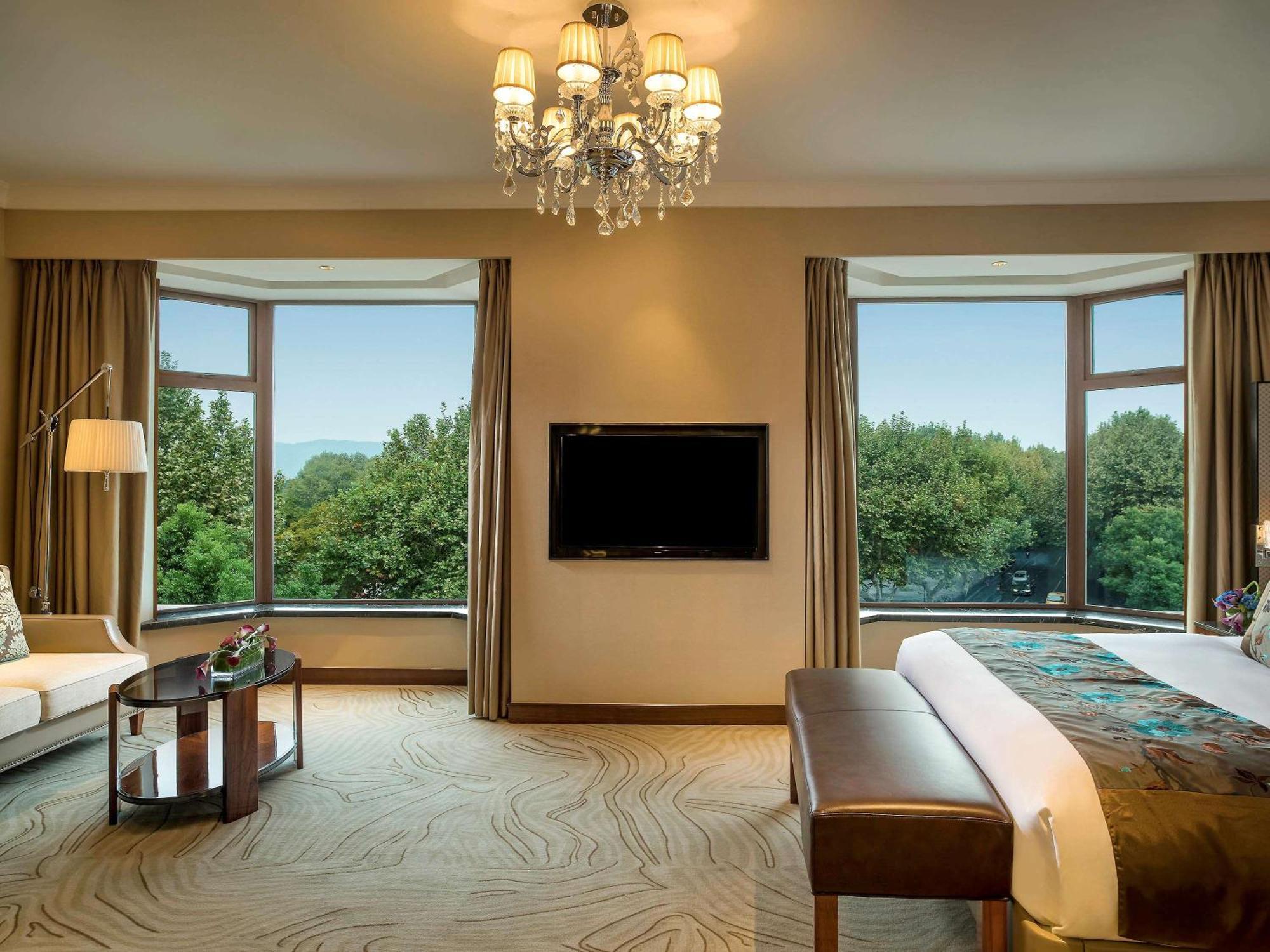 Sofitel Hangzhou Westlake - Few Steps To West Lake, With Panoramic Lake View Terrace Dış mekan fotoğraf